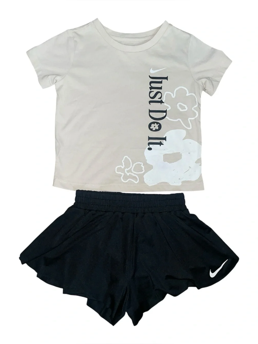 Nike wildflower t-shirt and swing short set
